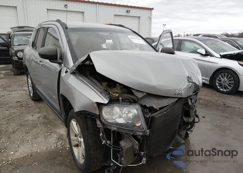 2016 Jeep Compass Sport from USA, damaged, VIN 1C4NJCBA1GD611538